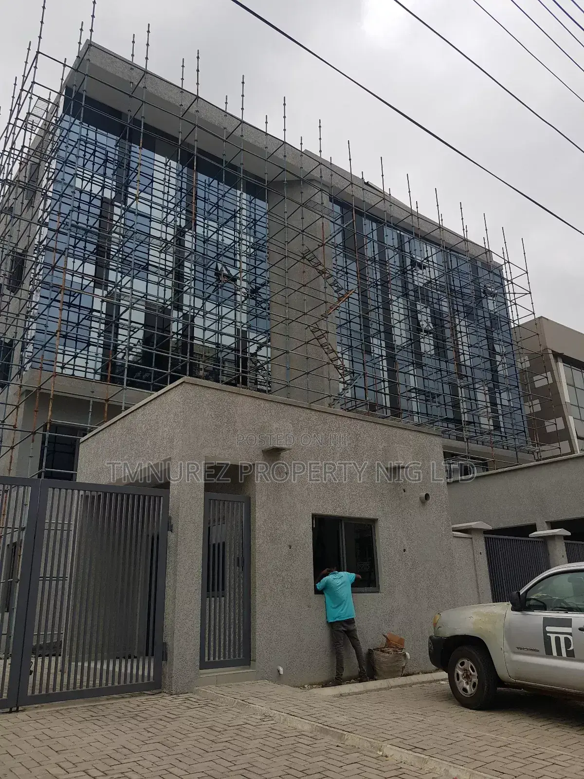 600 SQM Office Space for Rent, Per SQM in Lekki