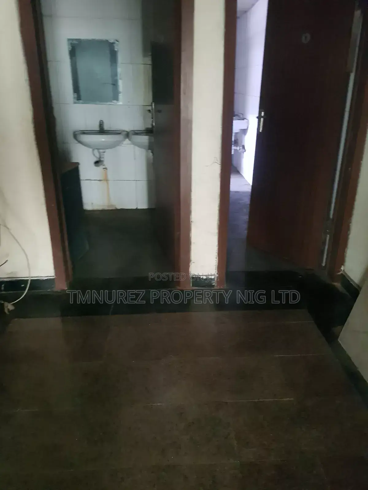 350 Ssqm,Open Space 0ffice Space,For Rent, Lekki Phase1 in Lekki Phase 1