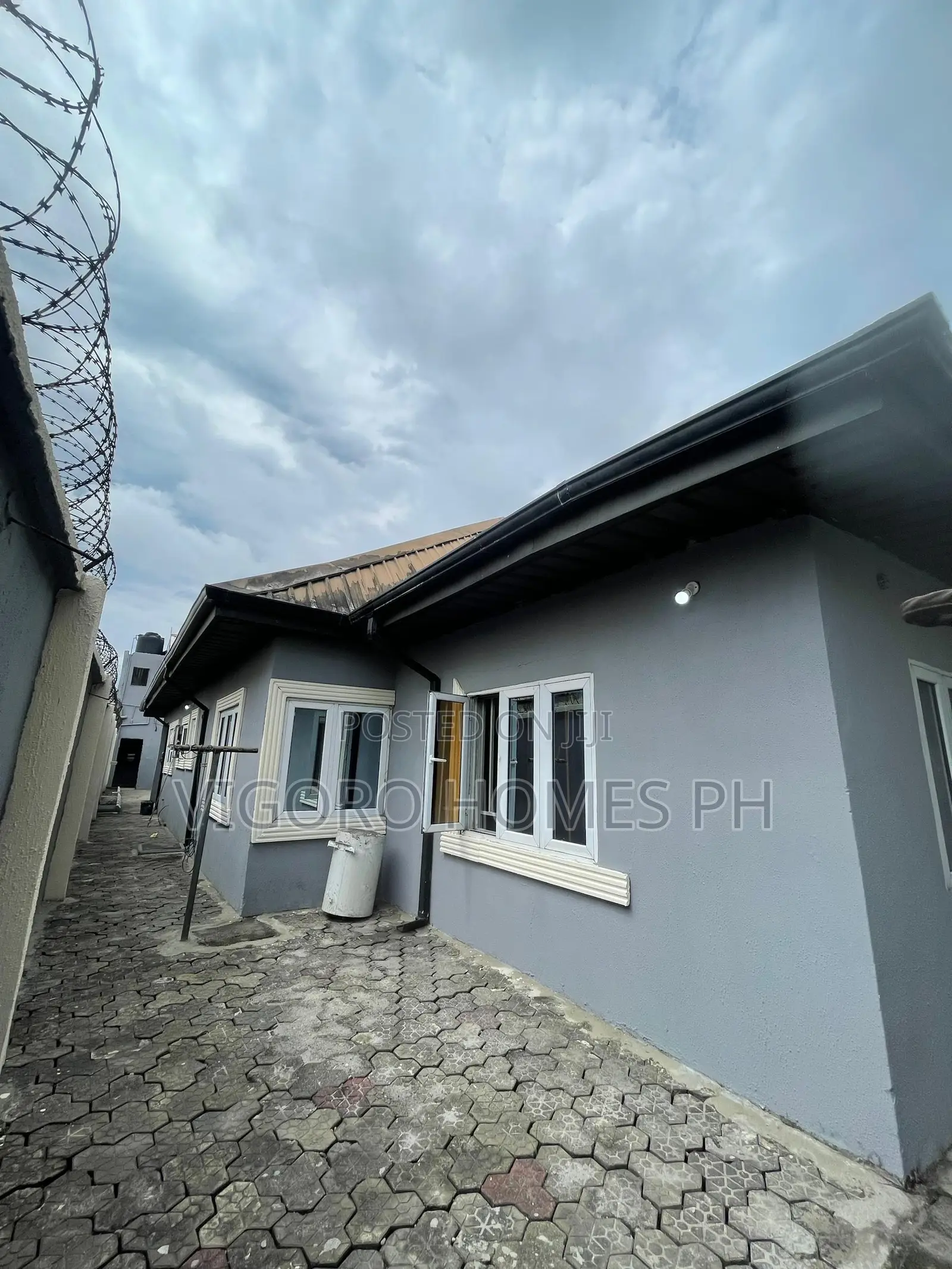 4bdrm Bungalow in Akwaka, Port-Harcourt for sale in Port-Harcourt