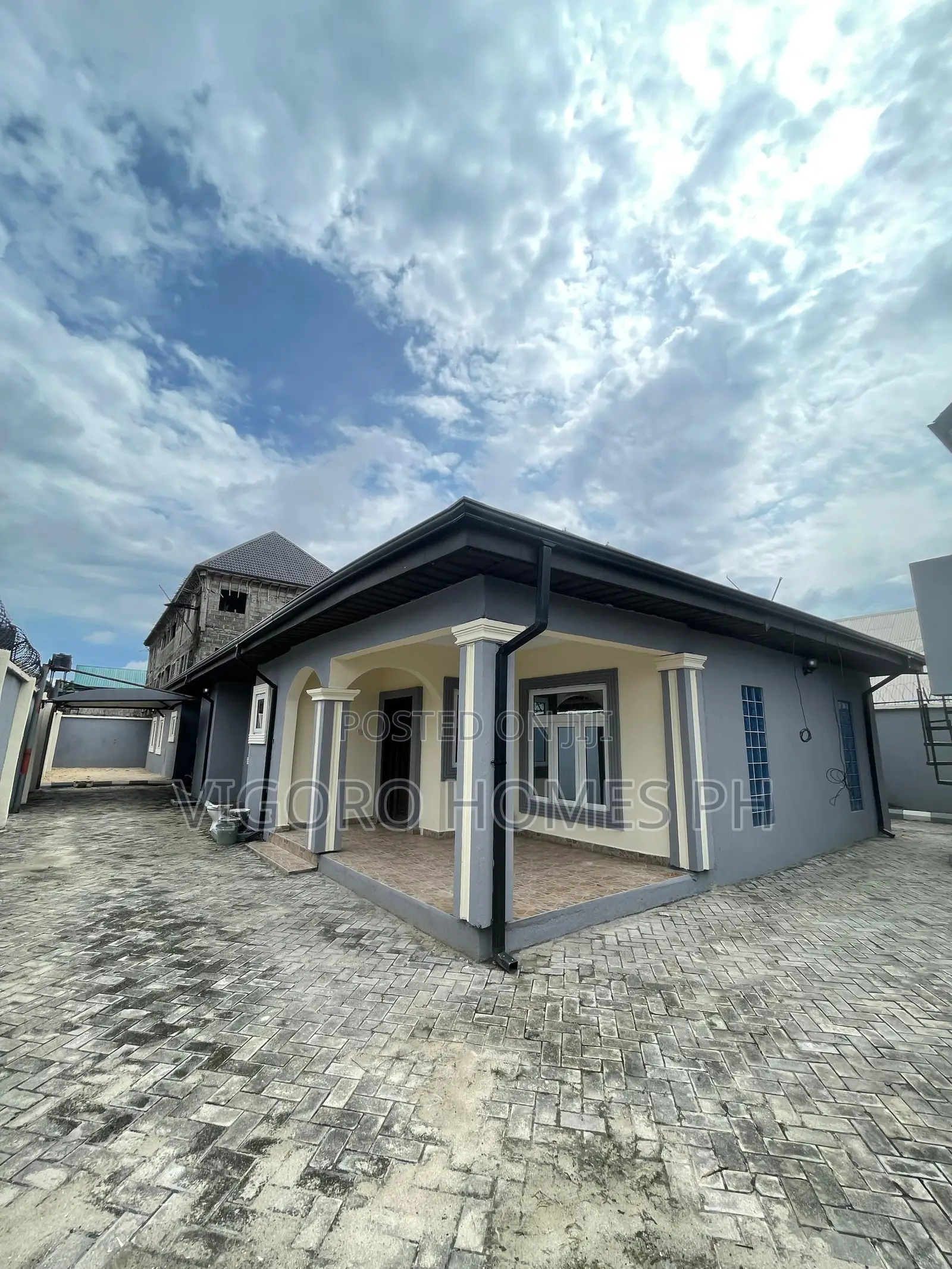 4bdrm Bungalow in Akwaka, Port-Harcourt for sale in Port-Harcourt