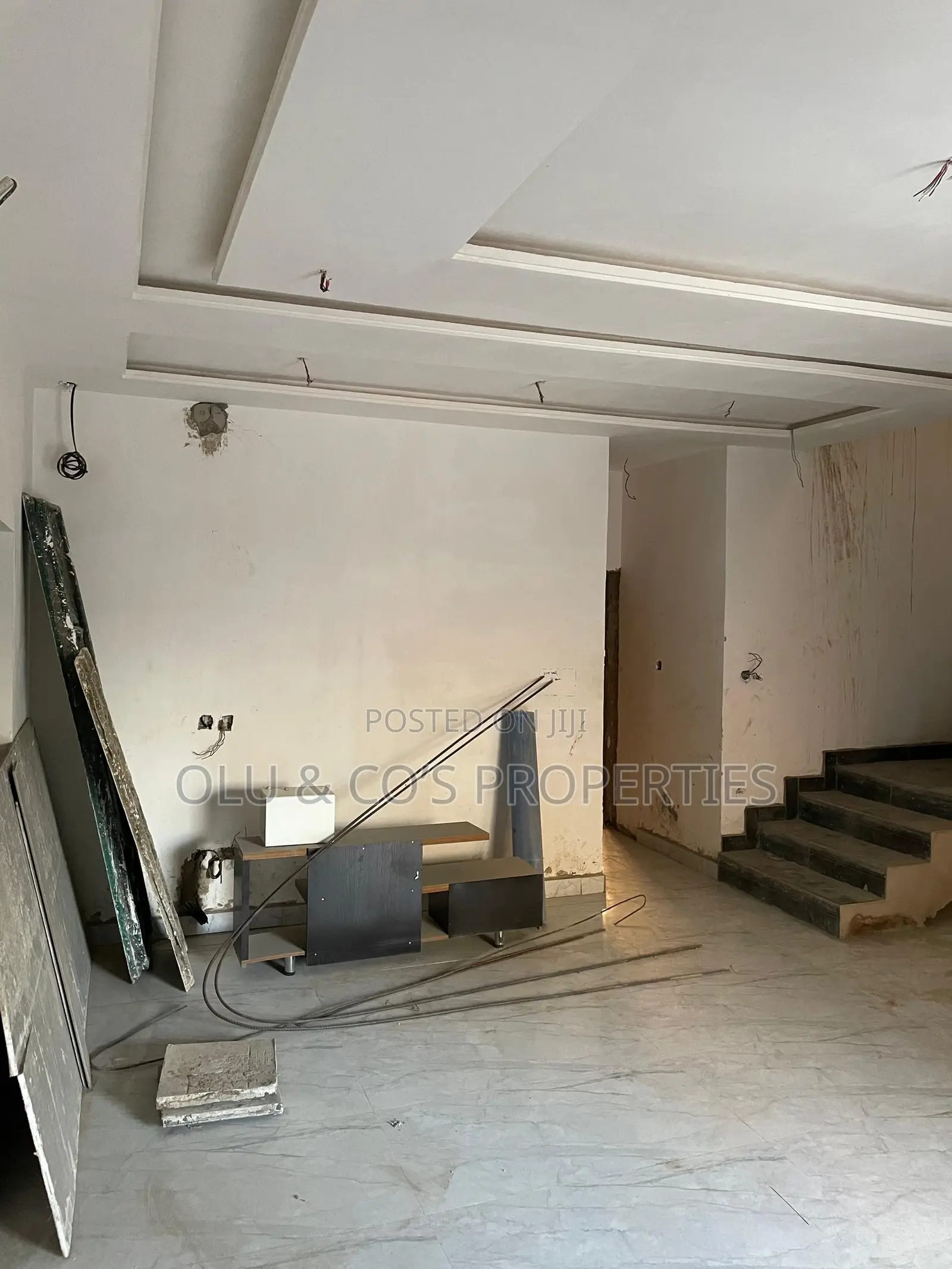 4bdrm Townhouse/Terrace in Palm Heights Estate, Lugbe District in Lugbe District