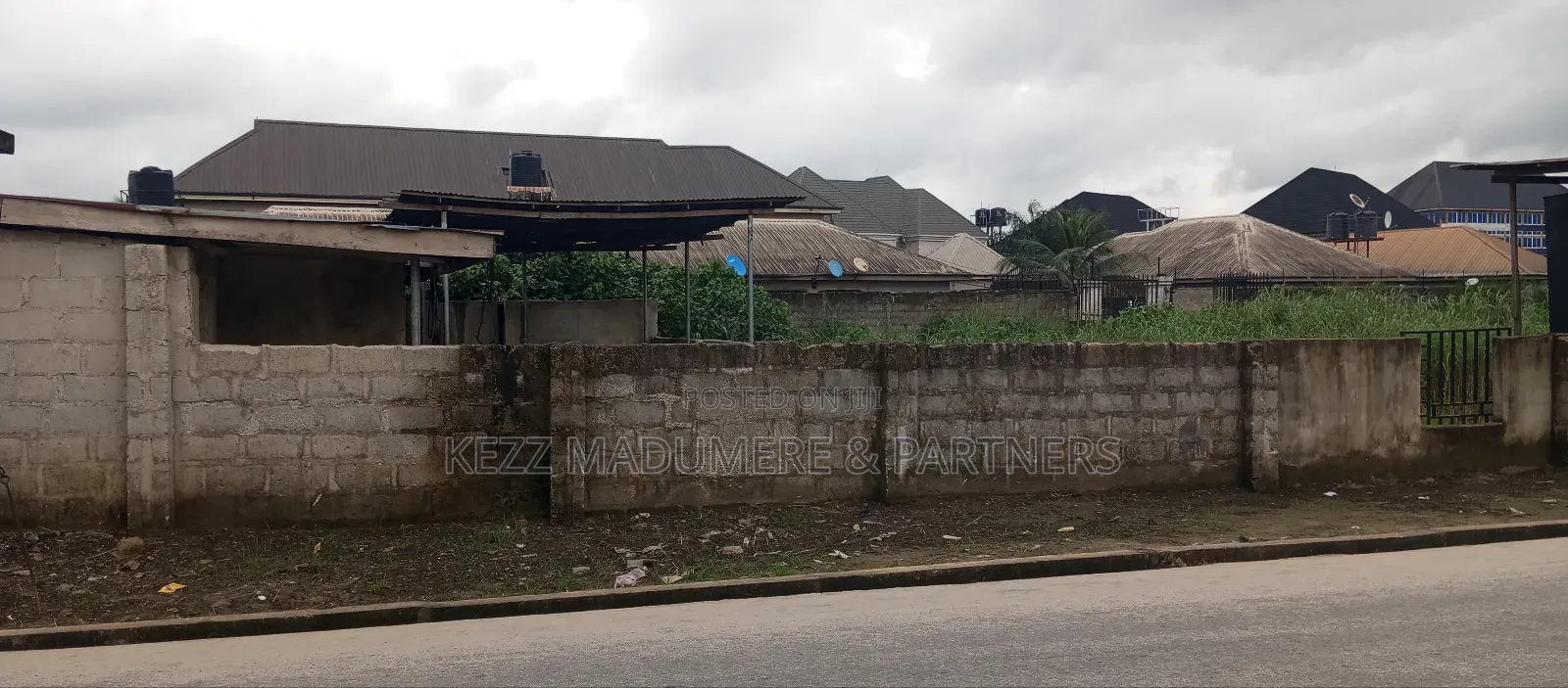 For Sale : Cornerpiece 2 Plots Off Sars Road in Obio-Akpor
