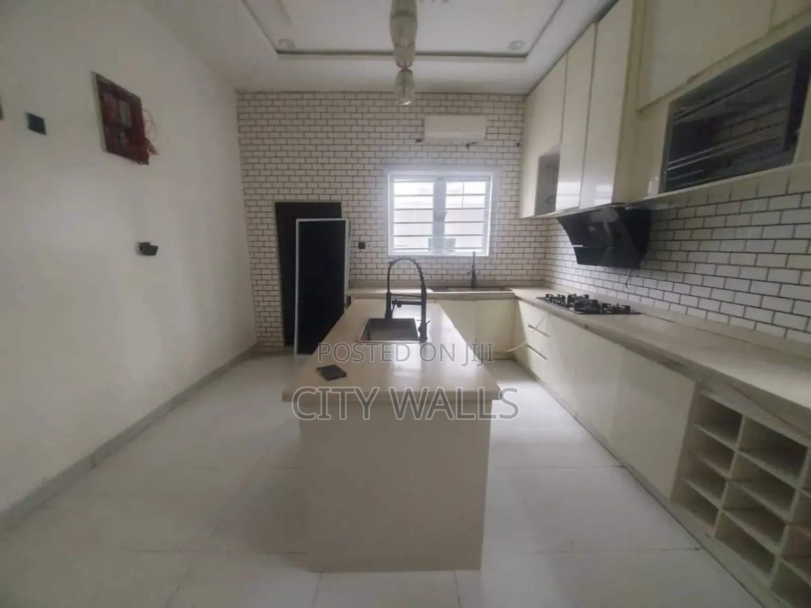 5bdrm Duplex in Richmond Estate, Ikota for rent in Ikota