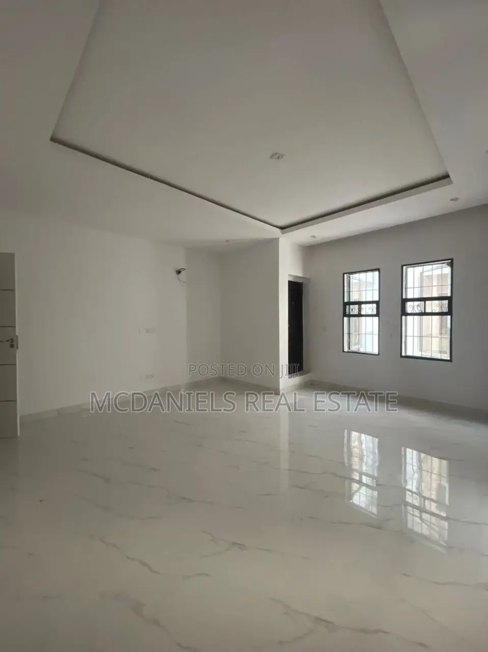 4bdrm Apartment in Victoria Island Extension for sale in Victoria Island Extension