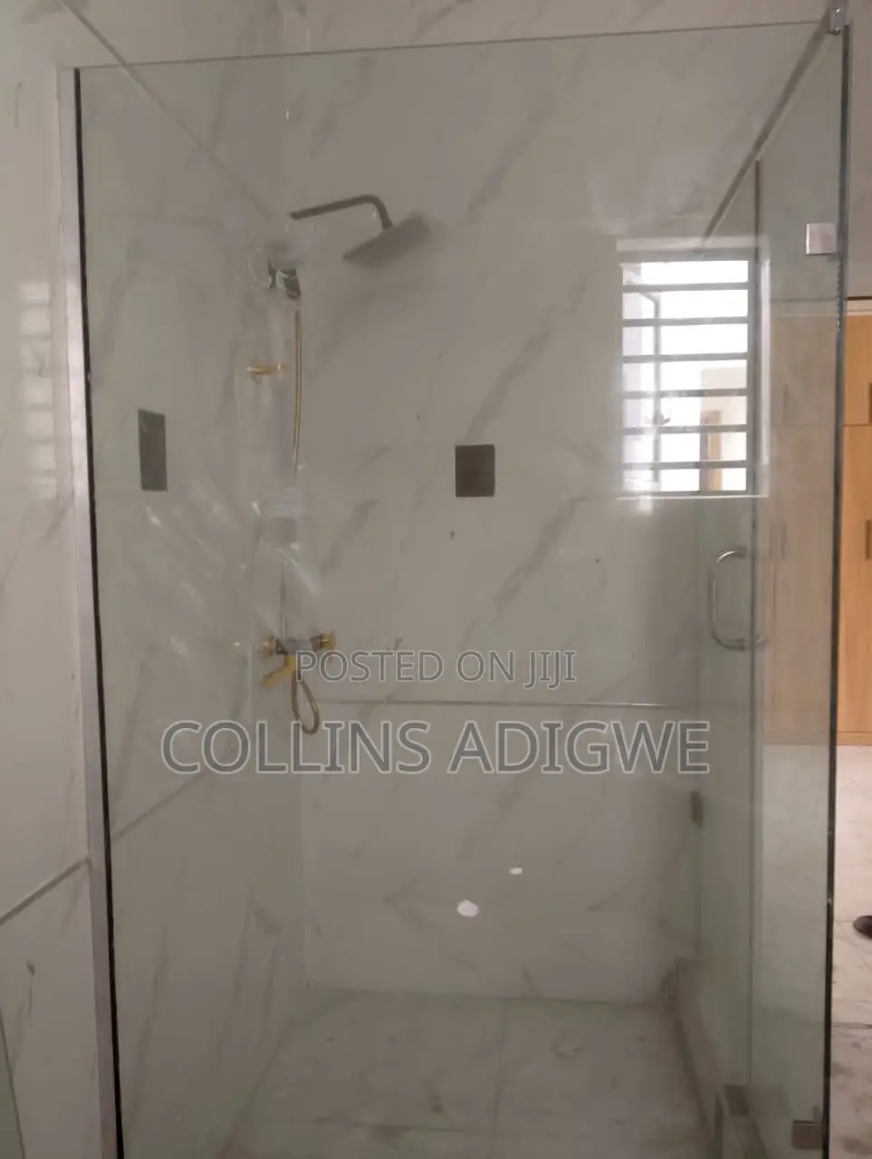 4bdrm Duplex in Thomas Estate for sale in Thomas Estate