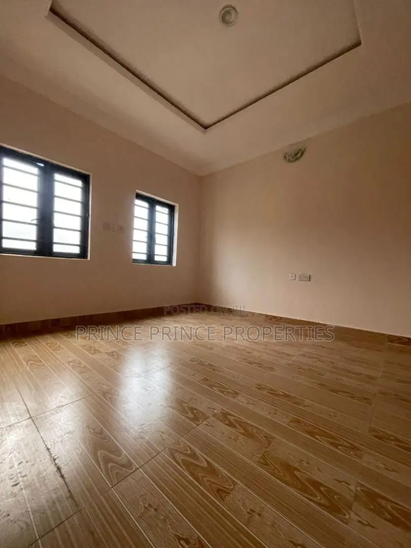 Furnished 2bdrm Block of Flats in Surulere for rent in Surulere