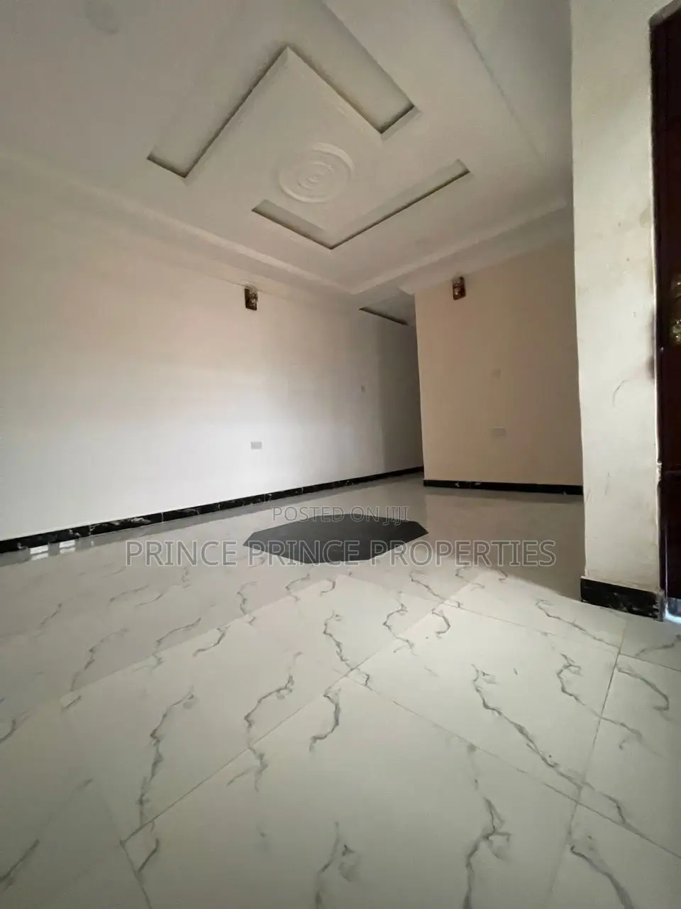 Furnished 2bdrm Block of Flats in Surulere for rent in Surulere