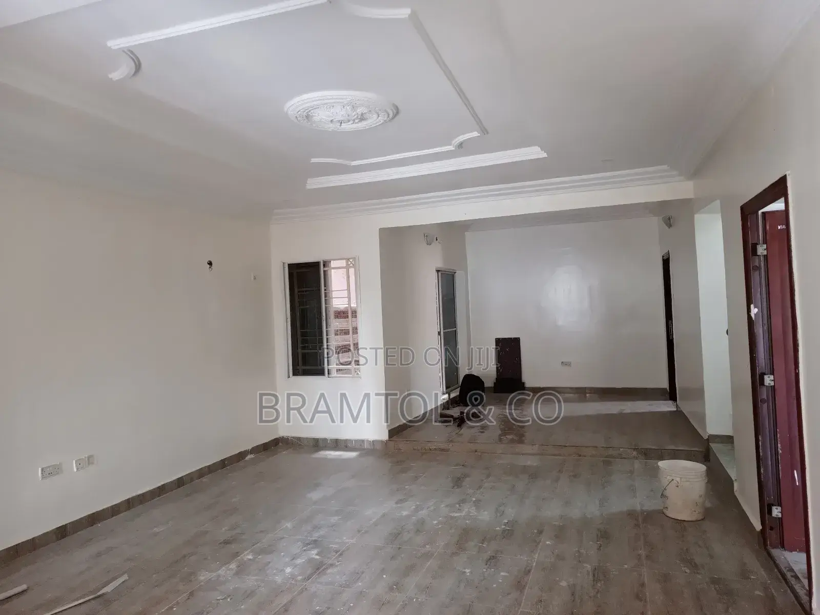 4bdrm Townhouse / Terrace in Durumi for rent in Durumi