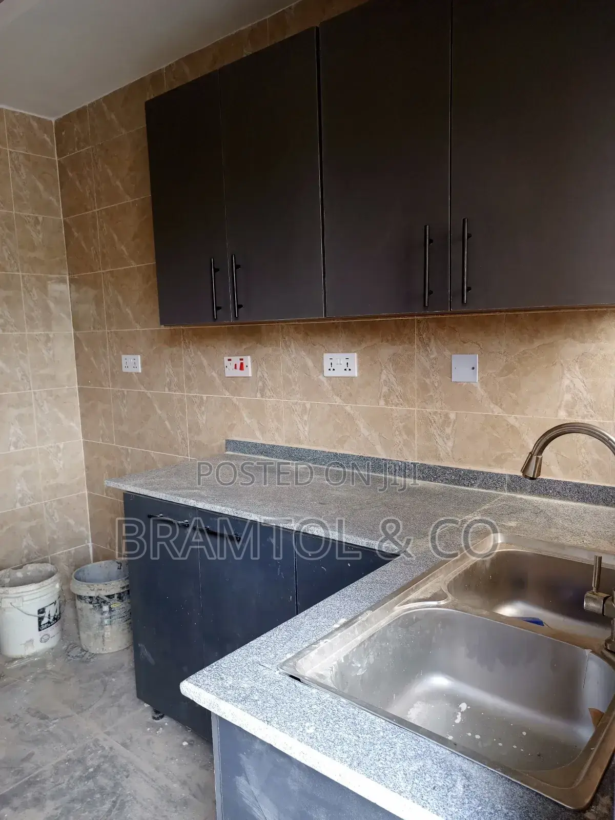 2bdrm Block of Flats in Life Camp for rent in Life Camp