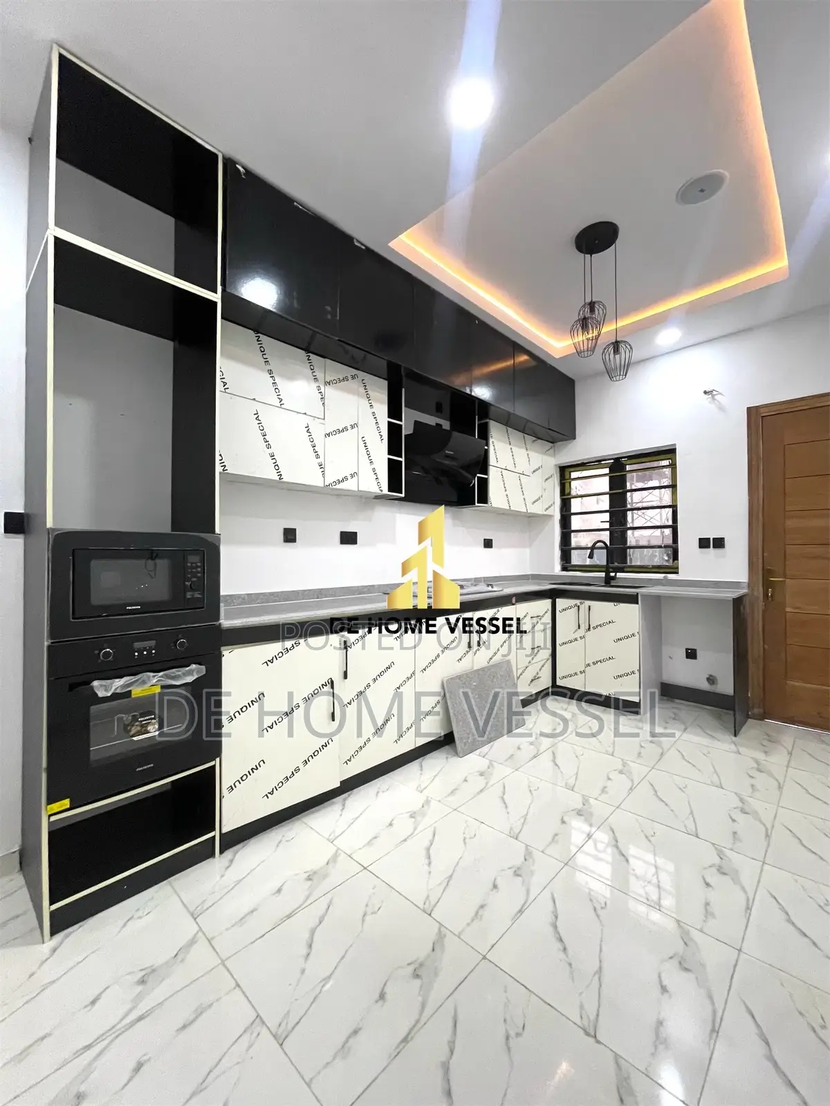 4bdrm Duplex in Lekki for sale in Lekki