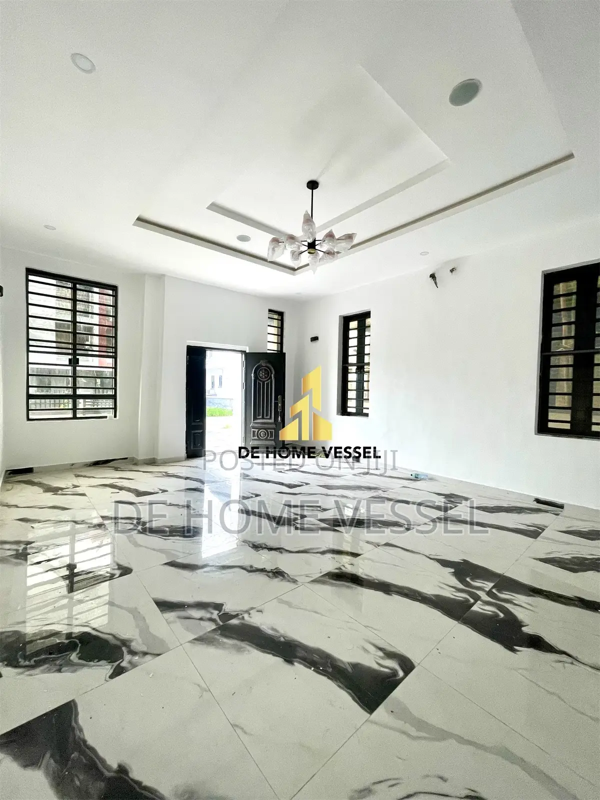 4bdrm Duplex in Lekki for sale in Lekki