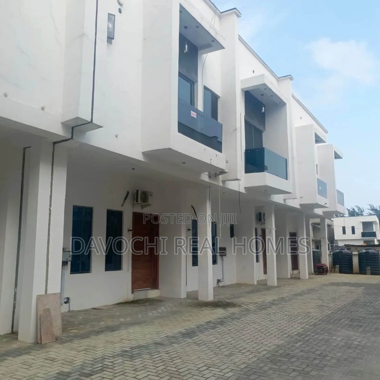 4bdrm Duplex in Ikota Lekki for rent in Lekki