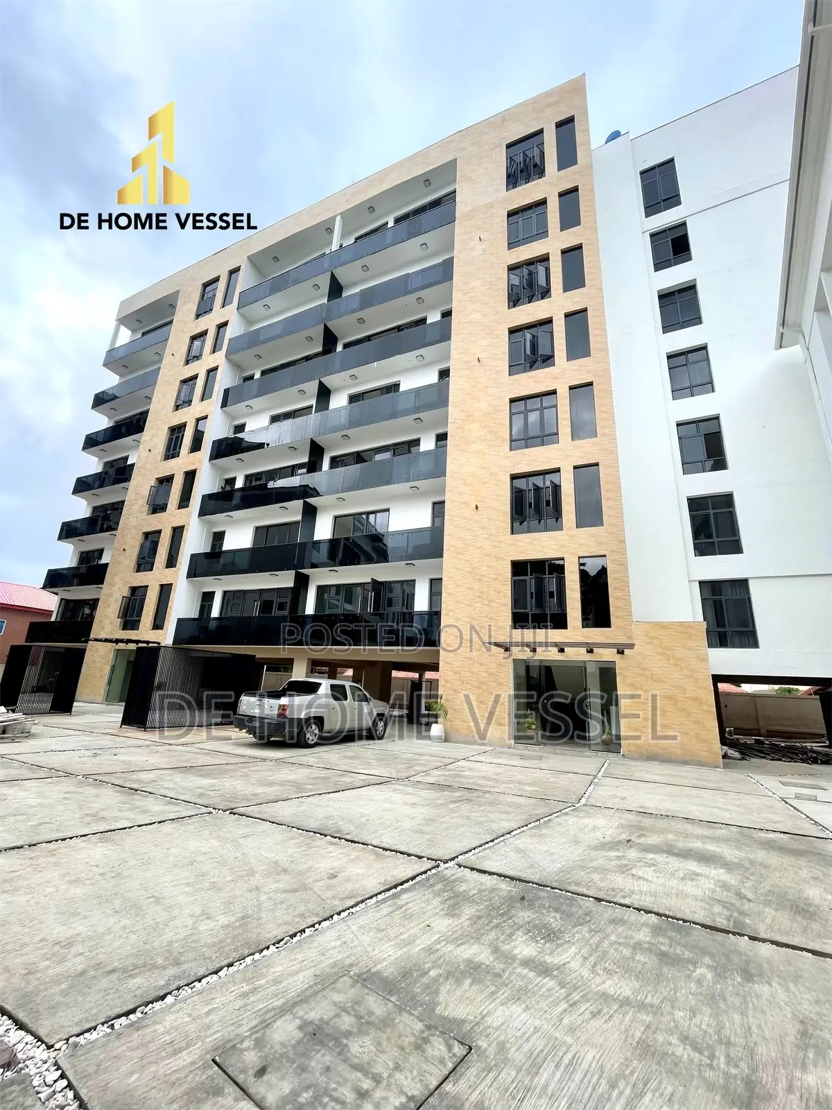 4bdrm Maisonette in Lekki for sale in Lekki