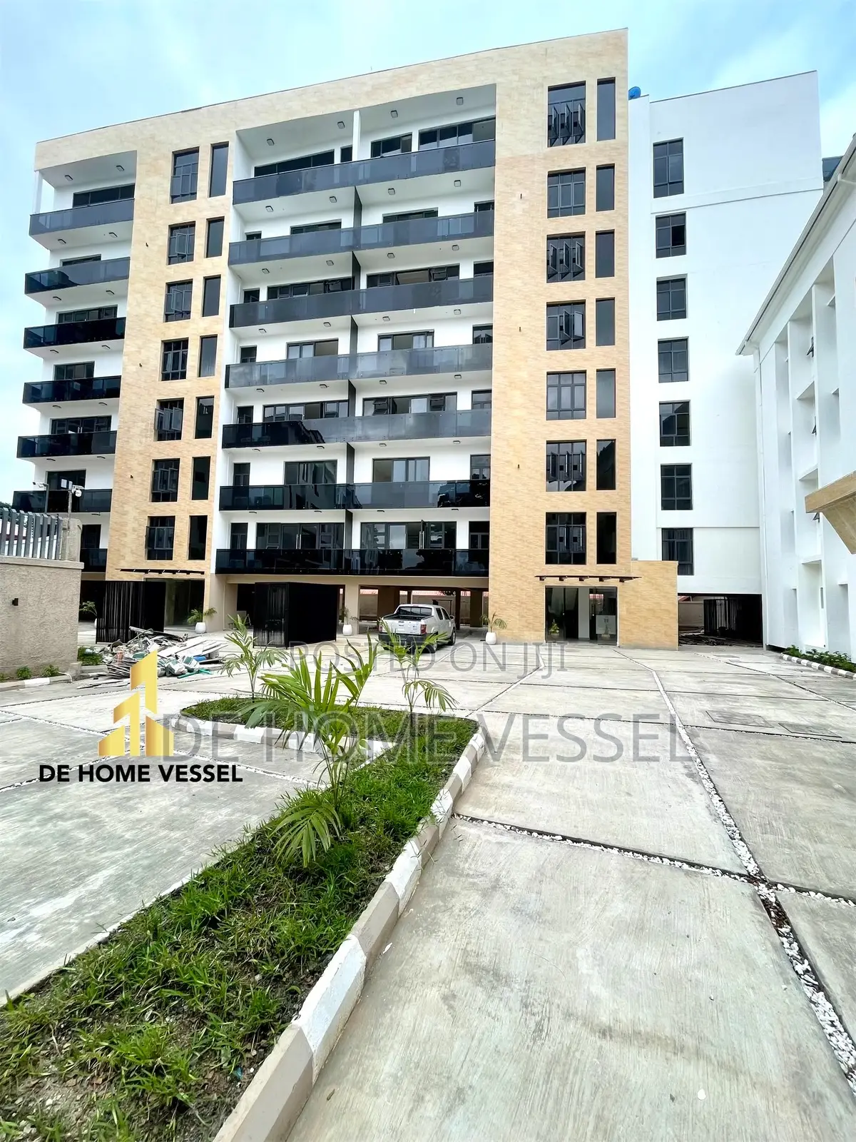 4bdrm Maisonette in Lekki for sale in Lekki