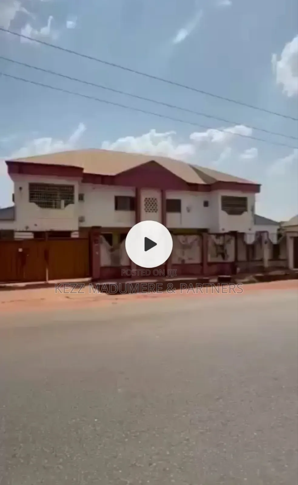 8bdrm Duplex in Independence Layout for sale in Enugu