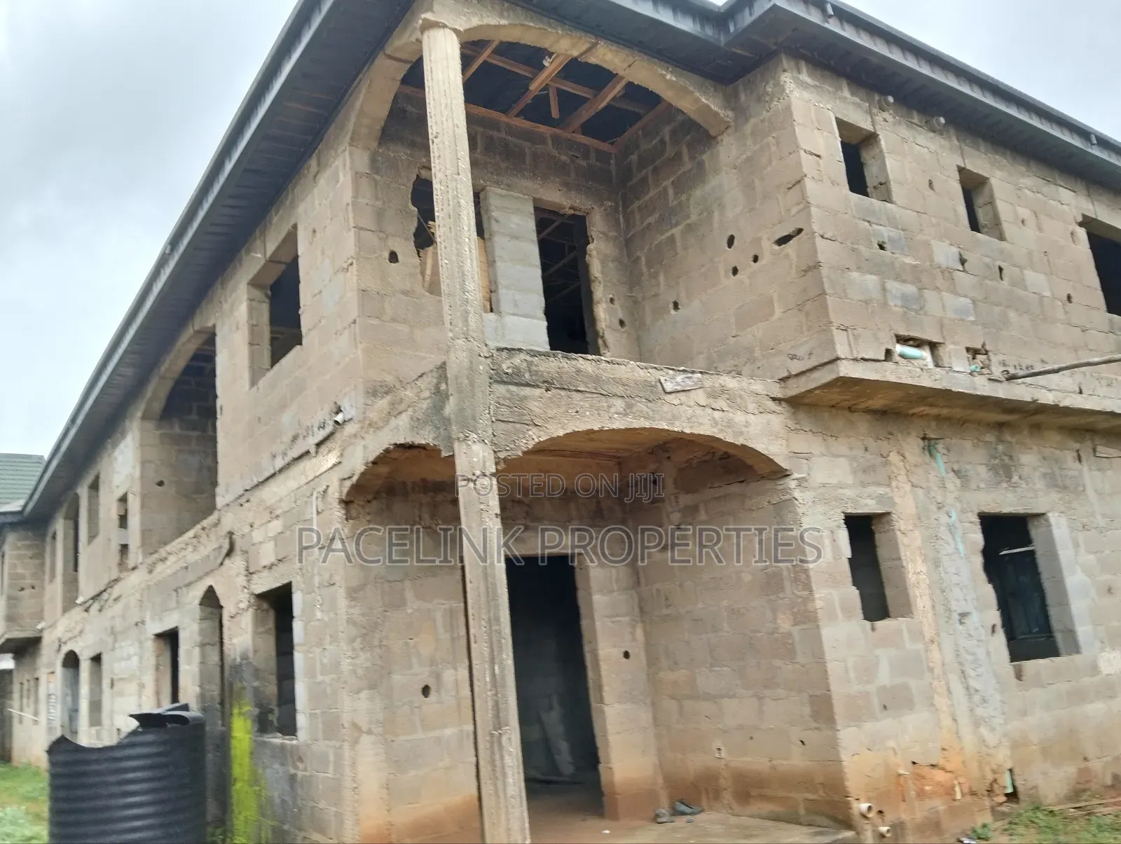 4bedroom Duplex With Numbers of 2bedrooms Flat in Baruwa