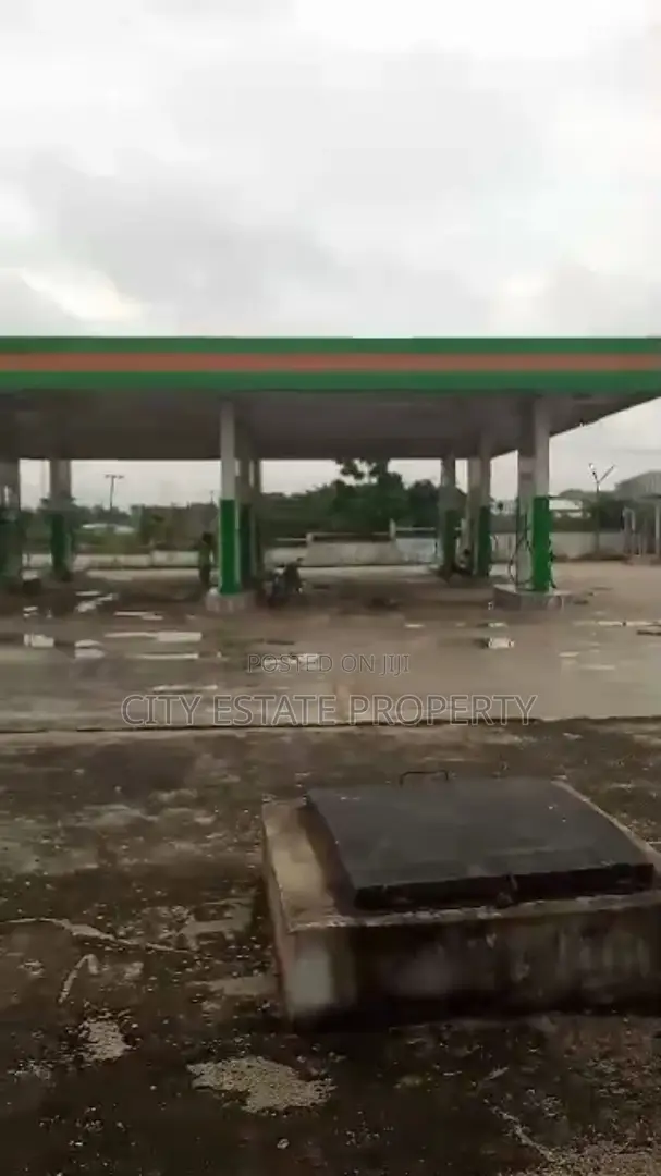 Filling Station for Sale Close to Oil Mill Portharcourt in Port-Harcourt