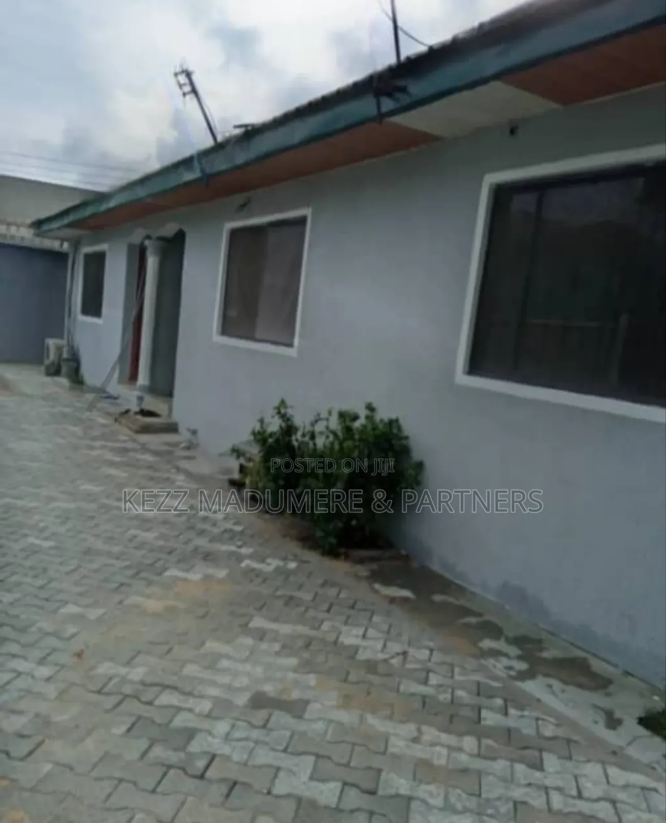 5bdrm Block of Flats in Rumuaghulu , Port, Rumuahalu for sale in Rumuahalu