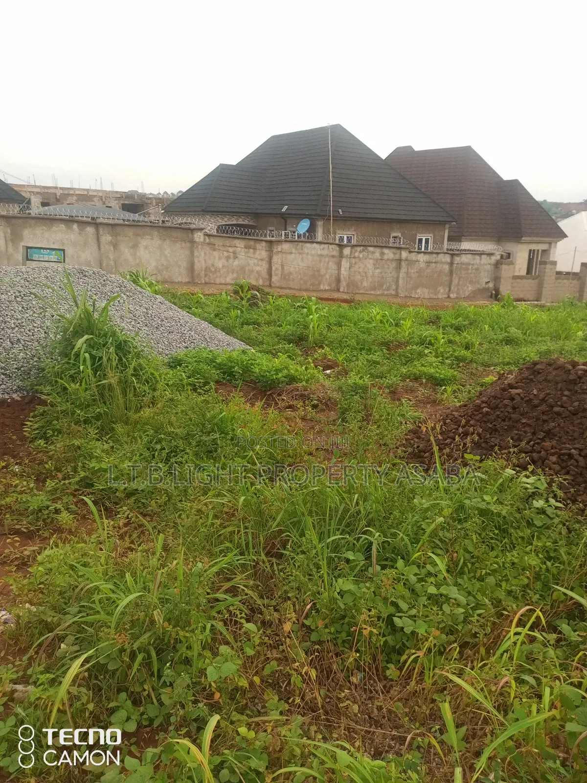 Deed and Survey in Oshimili North