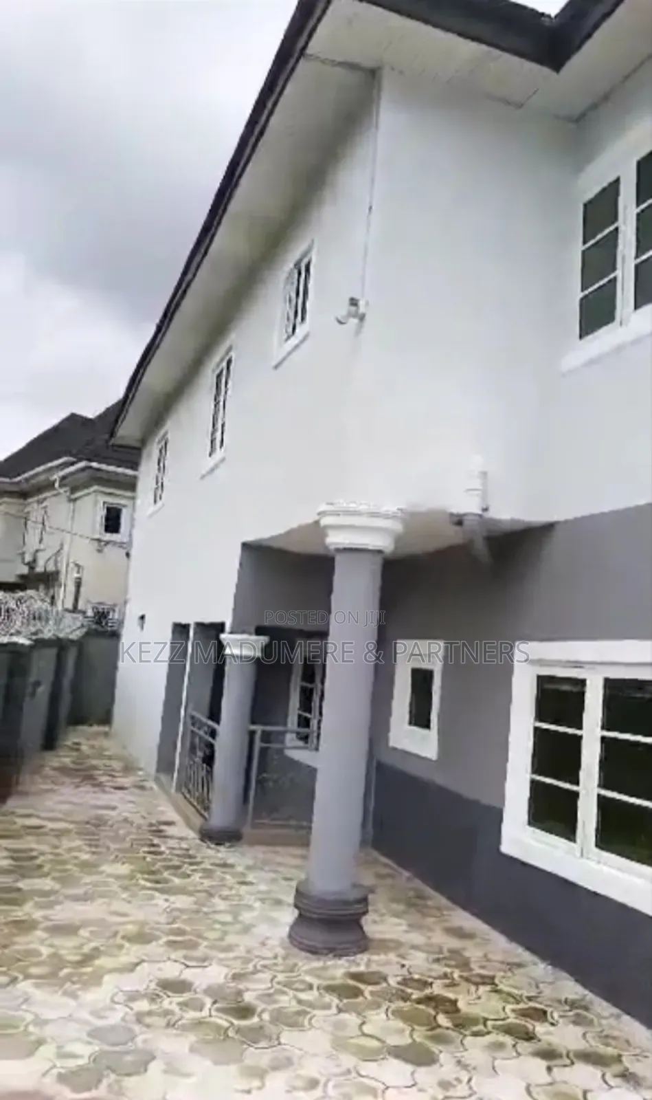 6bdrm Duplex in Inside An Estate ,, Trans Amadi for sale in Trans Amadi