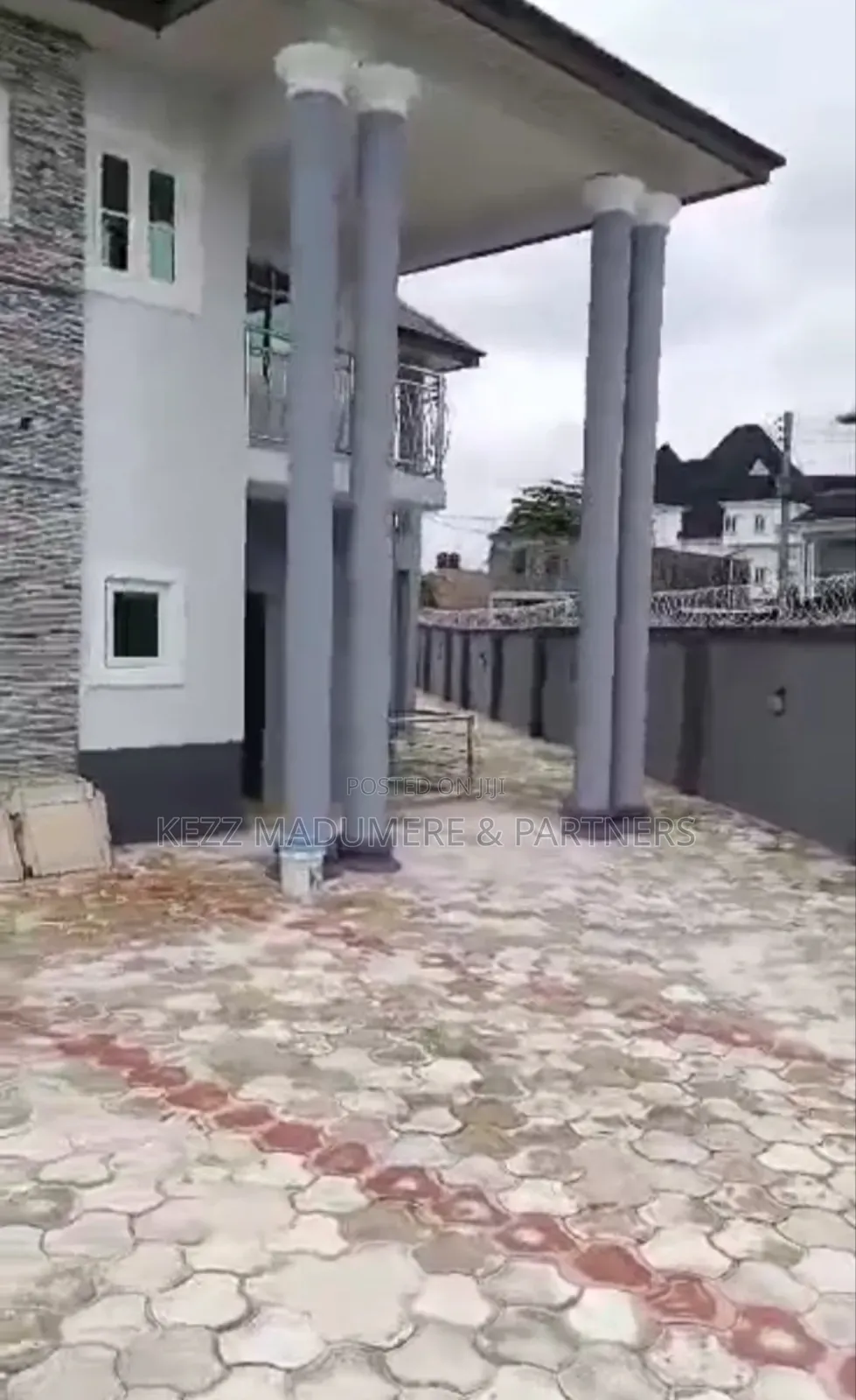 6bdrm Duplex in Inside An Estate ,, Trans Amadi for sale in Trans Amadi