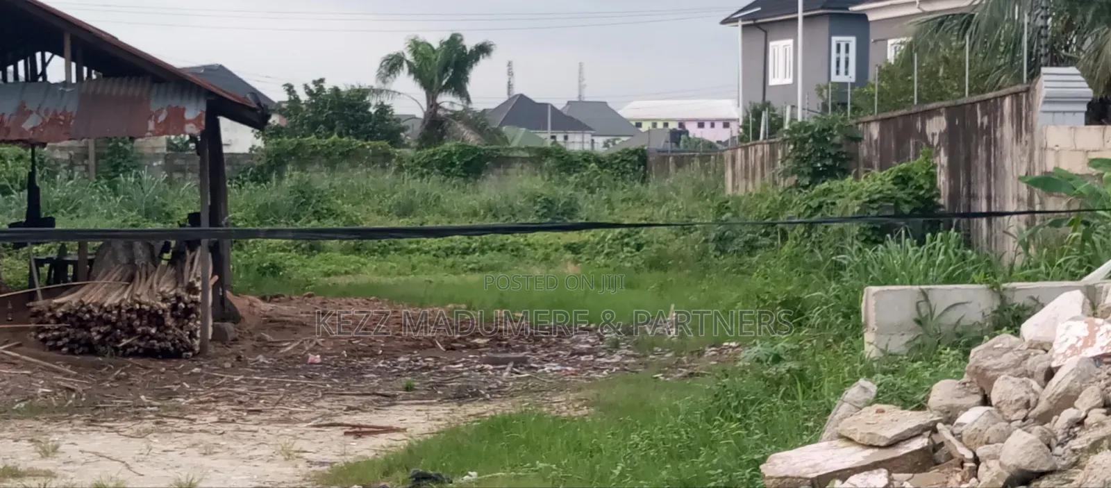For Sale : 3 Plots on the Major Sars Road in Port-Harcourt