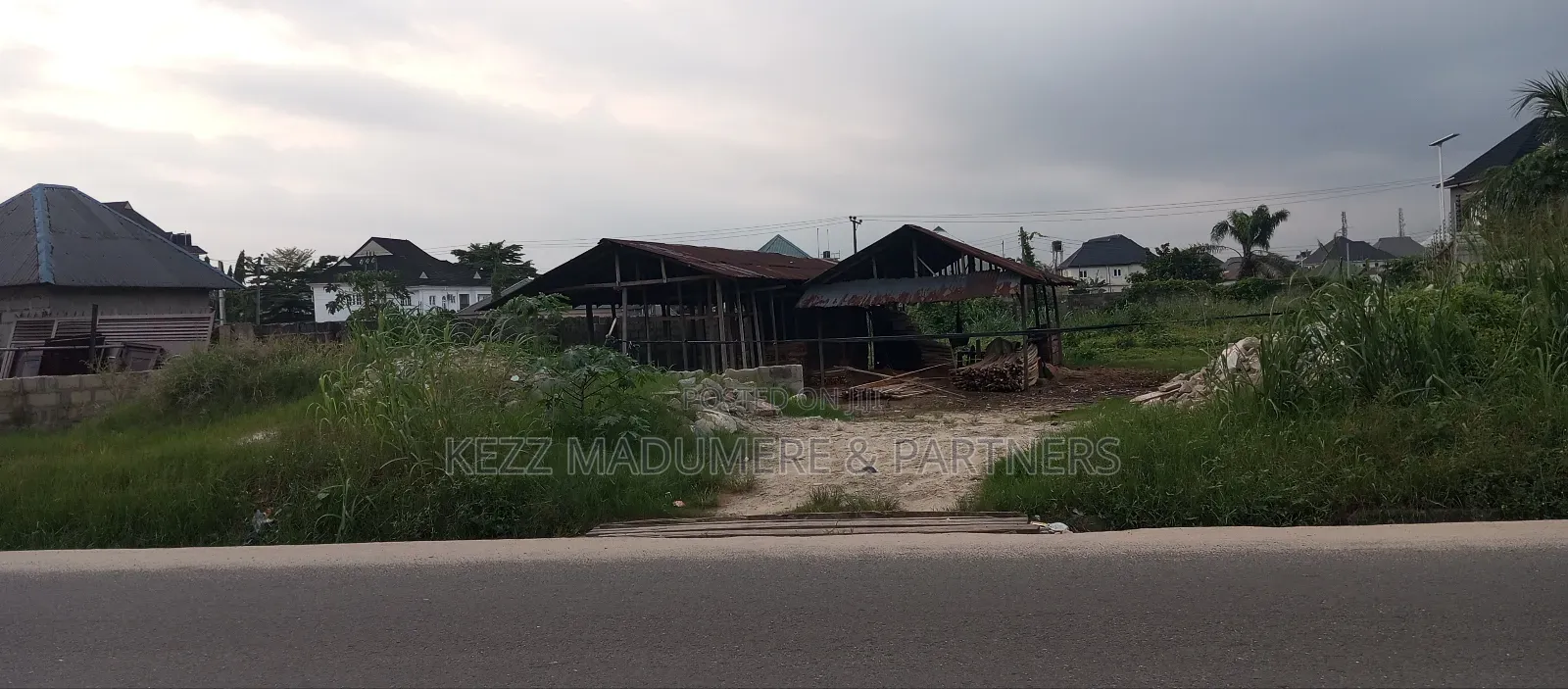 For Sale : 3 Plots on the Major Sars Road in Port-Harcourt