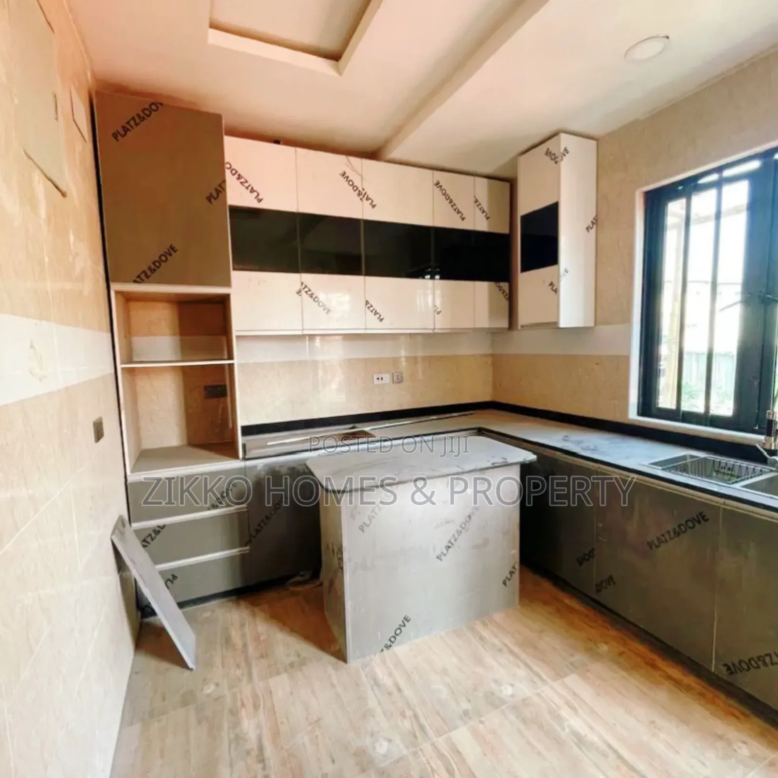 4bdrm Townhouse/Terrace in Phase2, Gra, Magodo for sale in Magodo