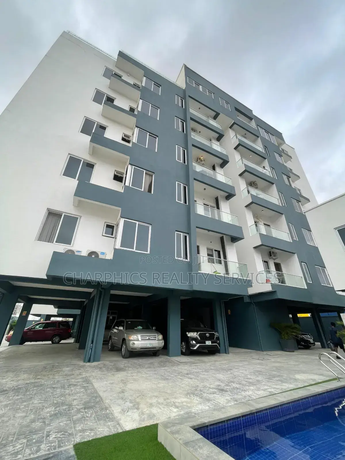 4bdrm Penthouse in Ikate for sale in Ikate