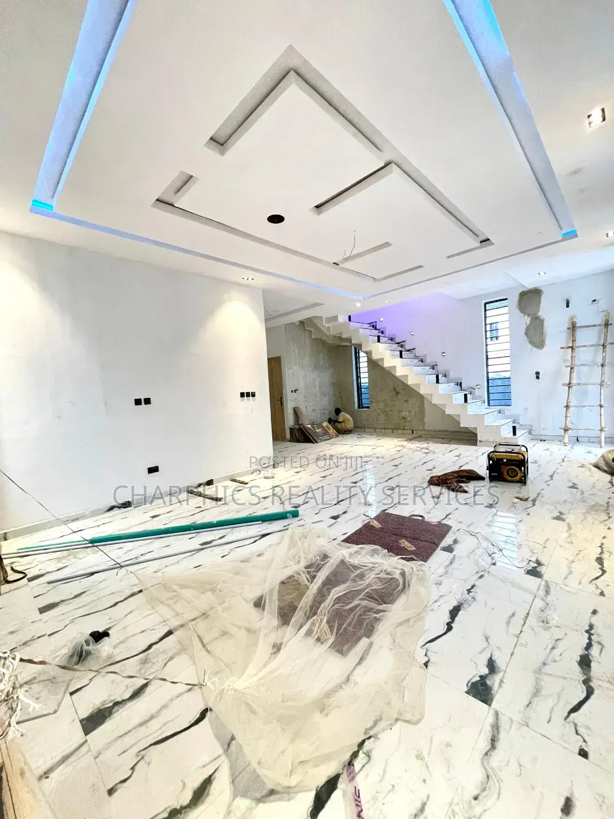 5bdrm Duplex in Ikota for sale in Ikota