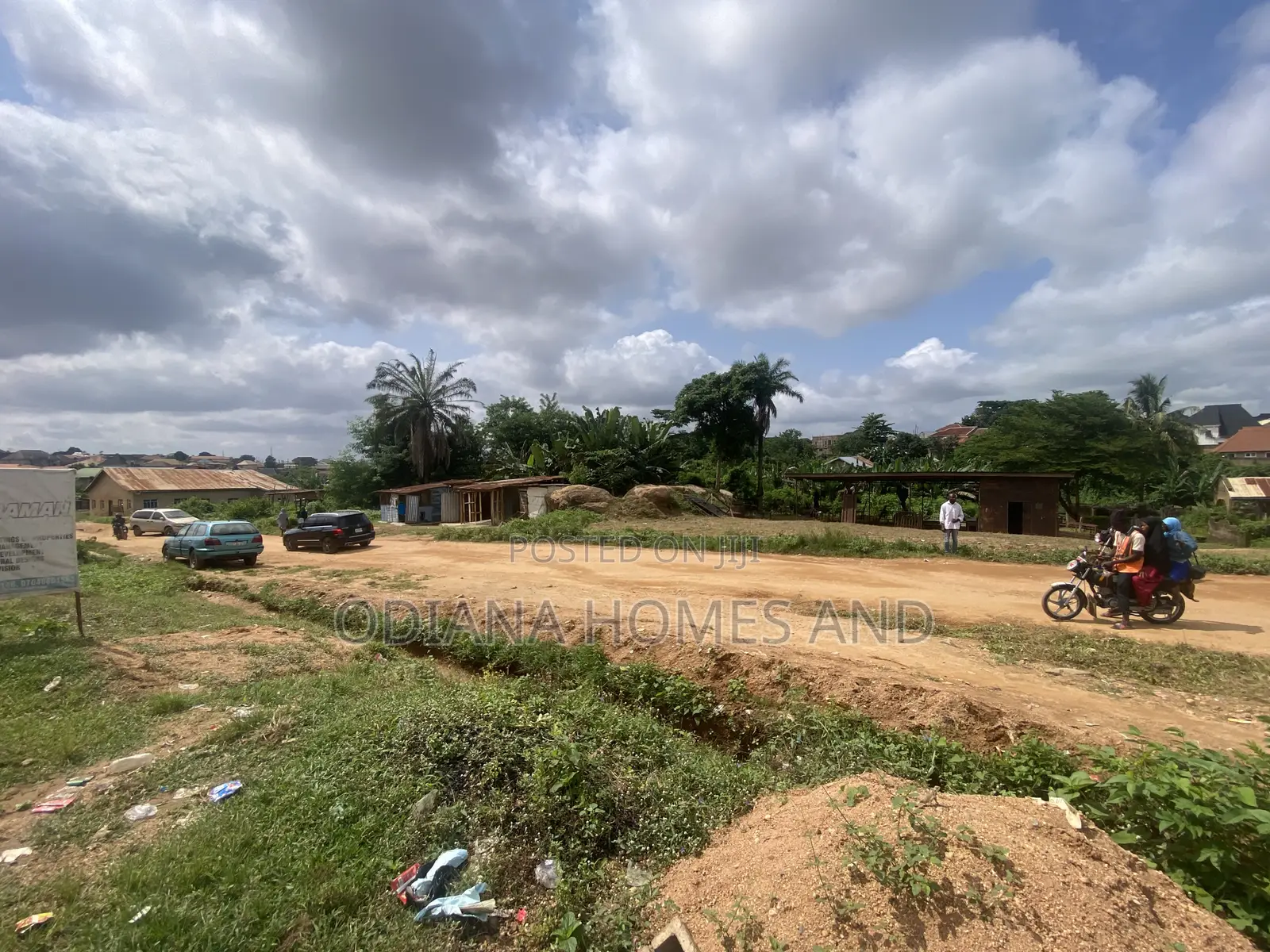 8 Plots of Mix Use Land for Sale Along Liberty Academy Road in Akala Express