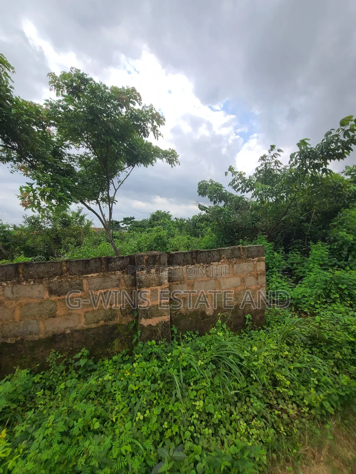 100x150ft for Sale Okhuoromi Off Airport Road in Benin City