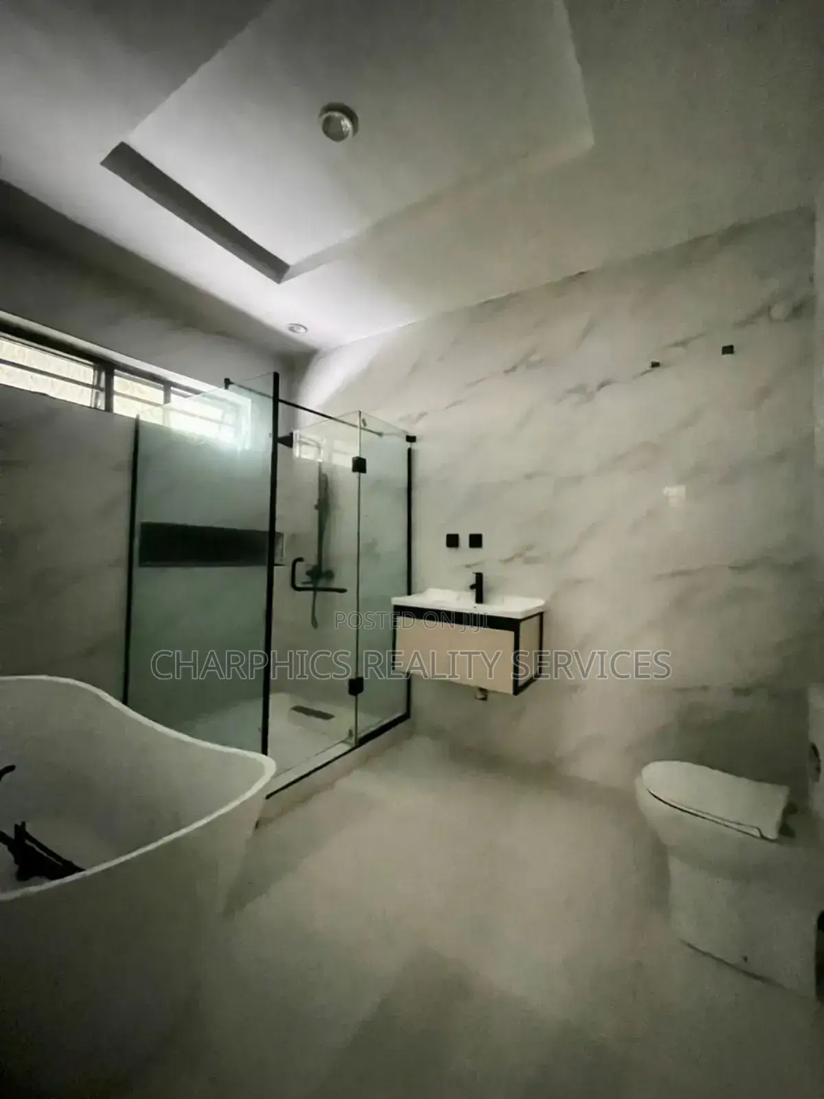 5bdrm Duplex in Lekki for sale in Lekki