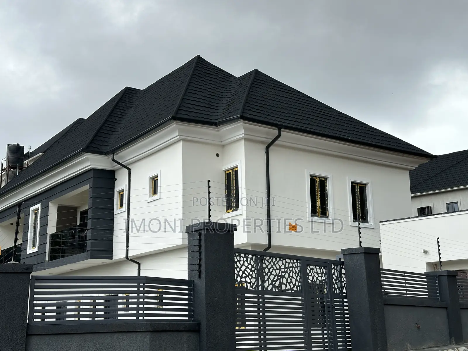 2bdrm Block of Flats in Sagwari, Dutse-Alhaji for rent in Dutse-Alhaji