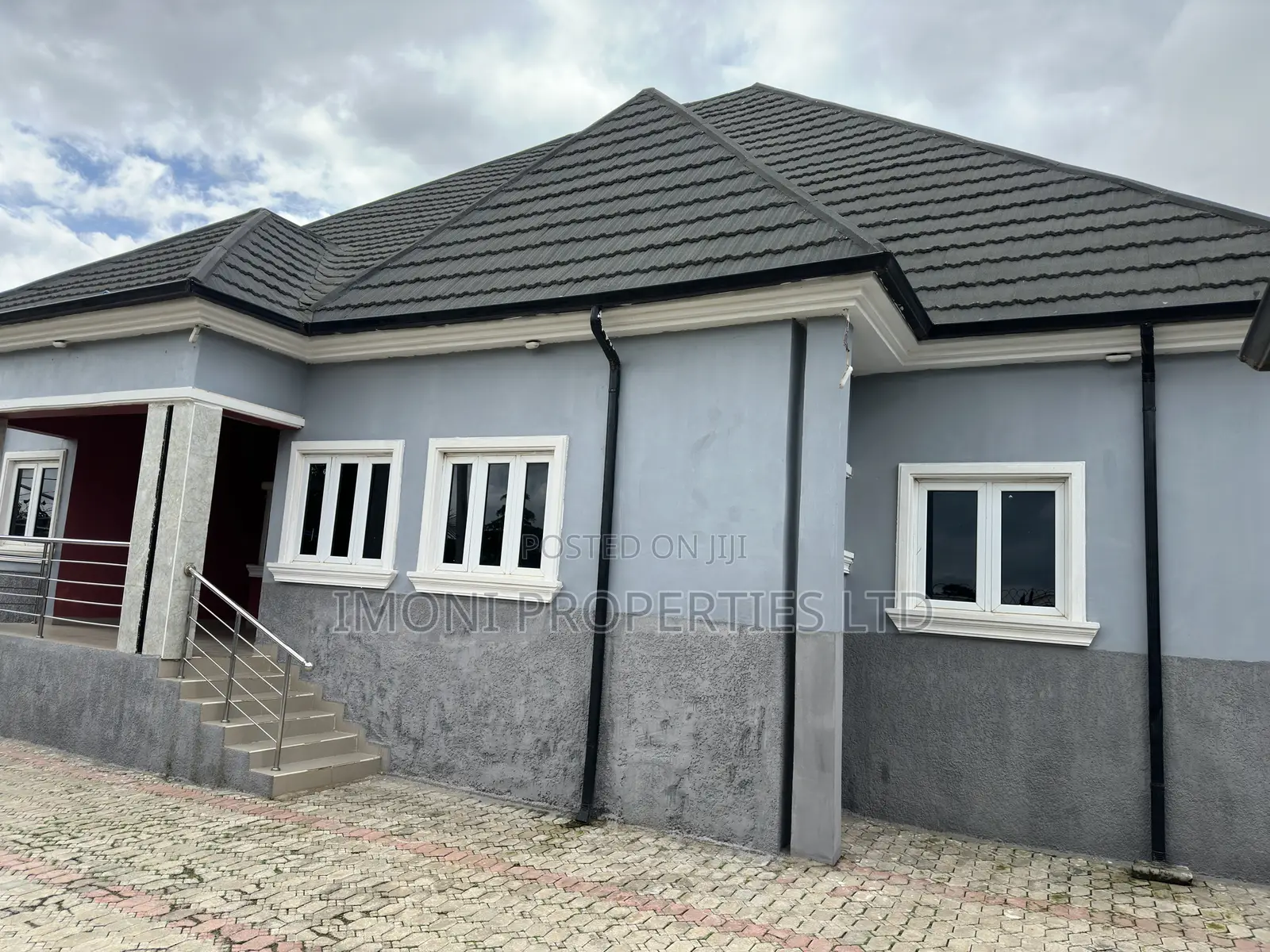 4bdrm Bungalow in Fo1, Kubwa for sale in Kubwa