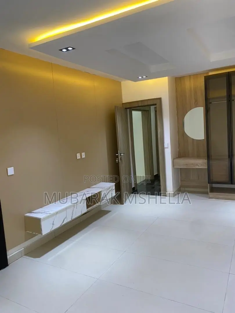 4bdrm Duplex in Gwarinpa for sale in Gwarinpa