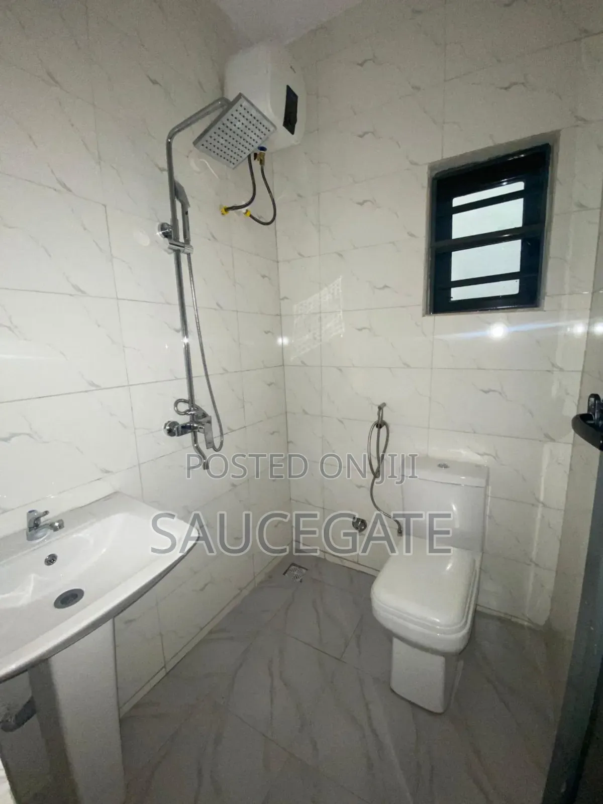 1bdrm Apartment in Akoka, Yaba for rent in Yaba