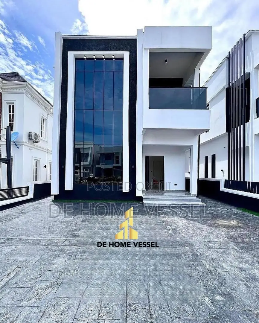 5bdrm Duplex in Lekki for sale in Lekki