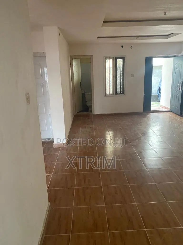 2bdrm Block of Flats in Iseri for sale in Iseri