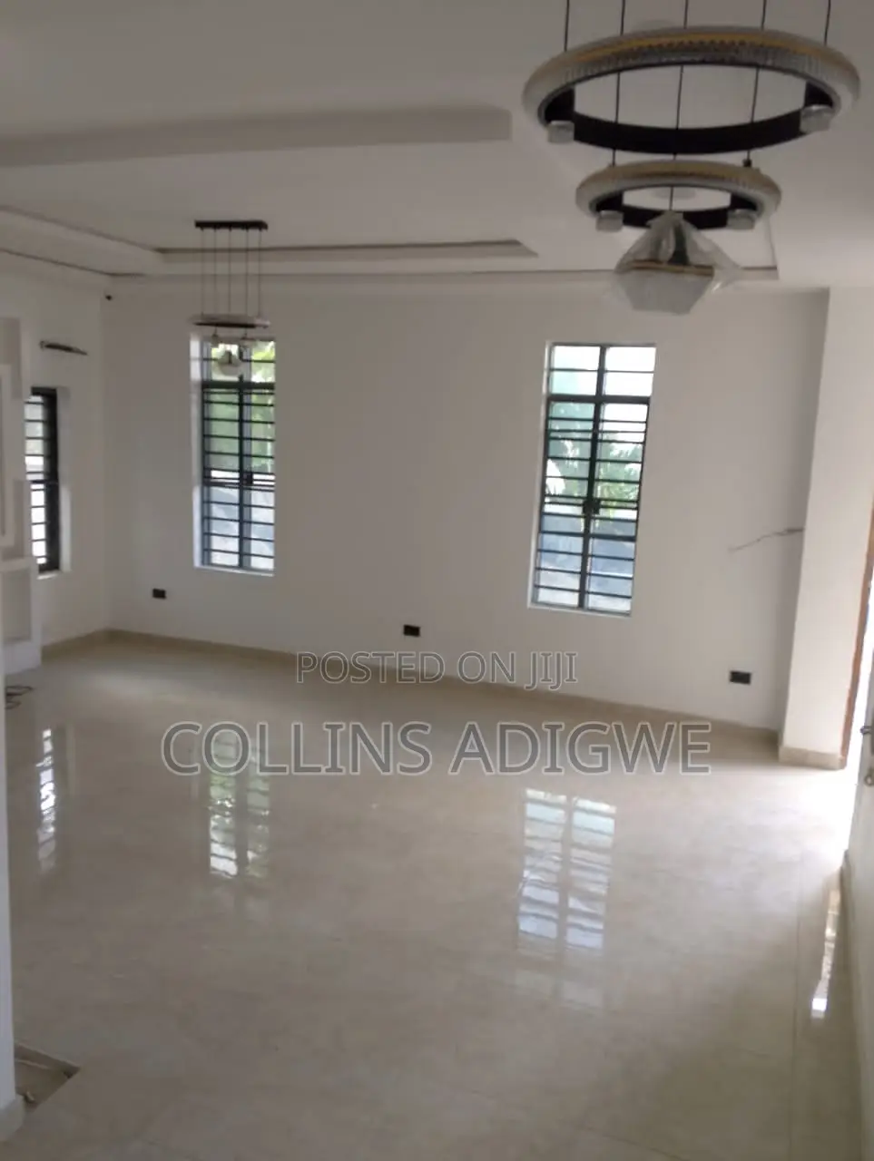 5bdrm Duplex in Ikota Villa Chevron for sale in Ikota