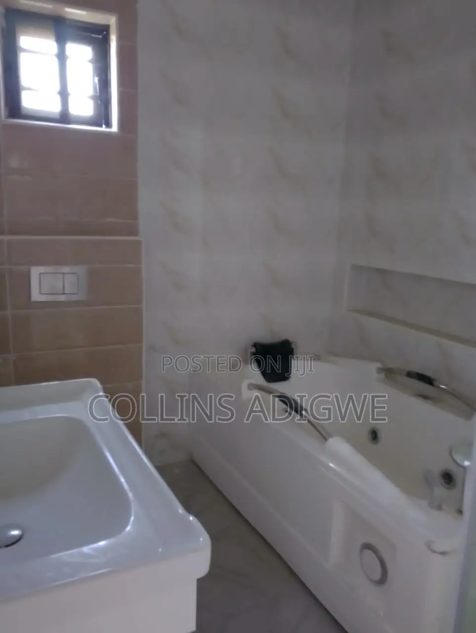 5bdrm Duplex in Ikota Villa Chevron for sale in Ikota