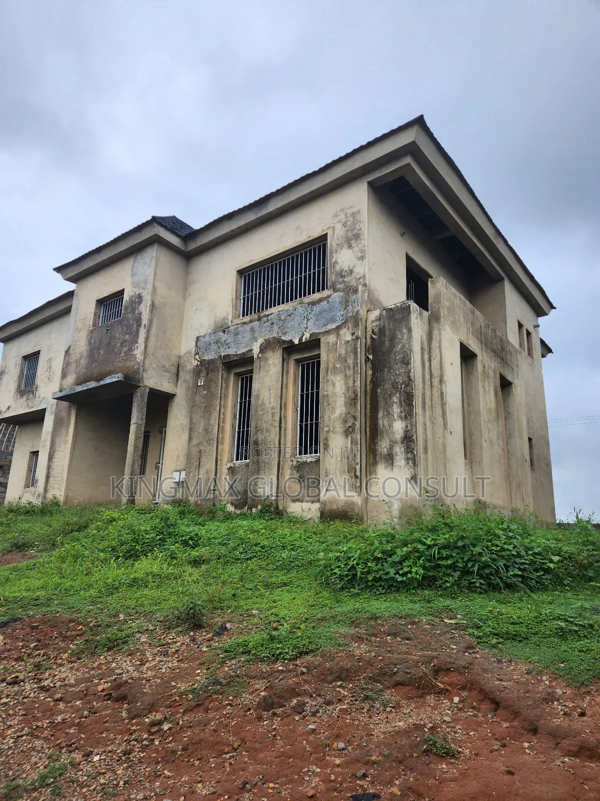 5bdrm Duplex in Idu Industrial for sale in Idu Industrial