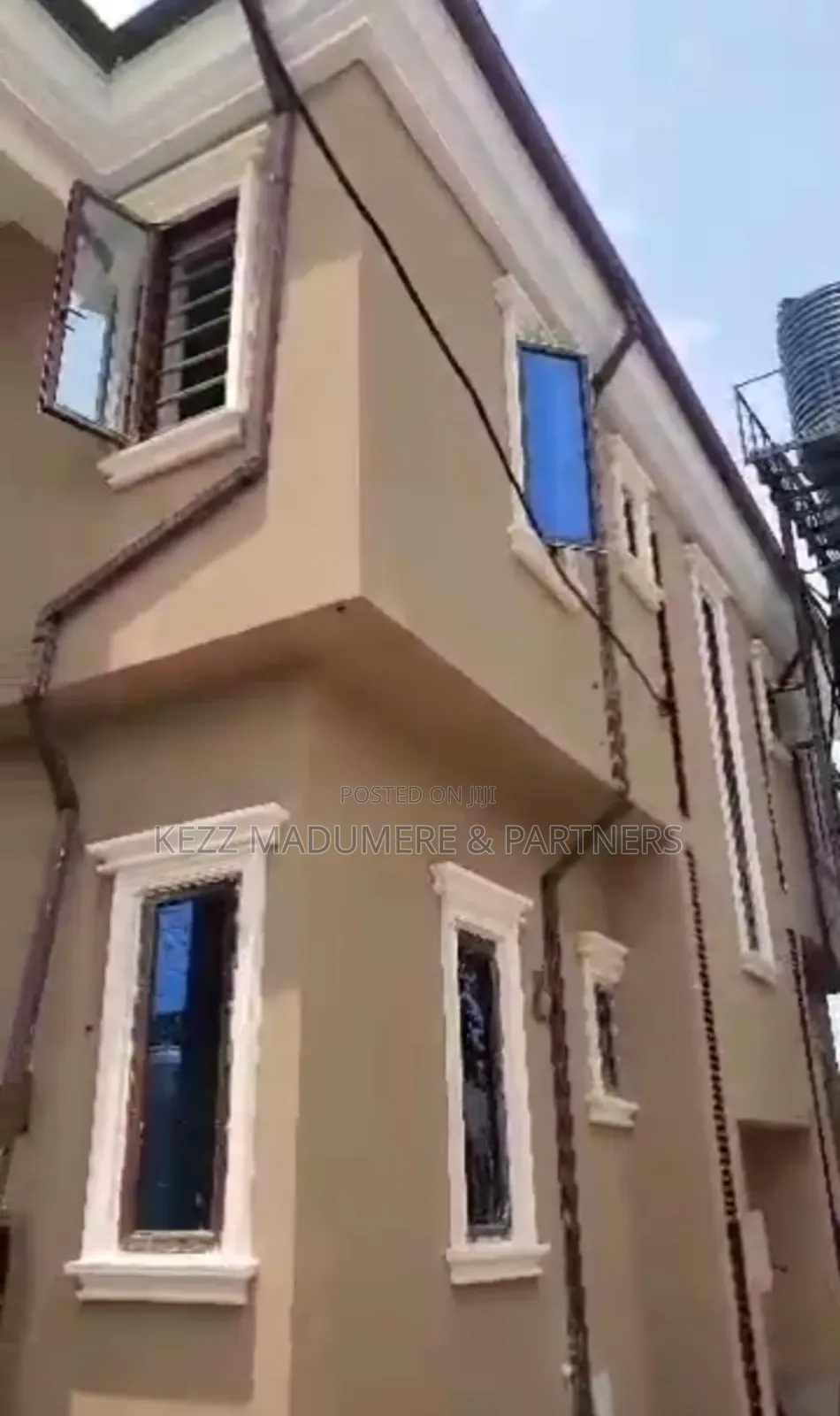 6bdrm Duplex in Ehimiri Housing for sale in Umuahia