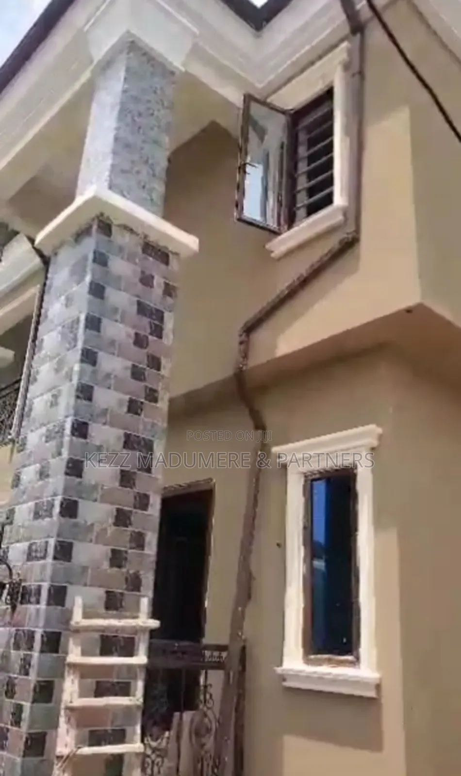 6bdrm Duplex in Ehimiri Housing for sale in Umuahia