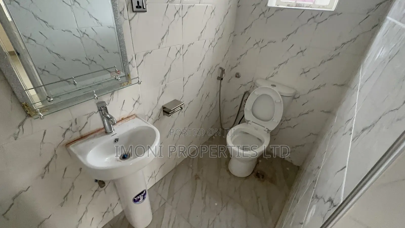 2bdrm Block of Flats in Ushafa, Bwari for rent in Bwari