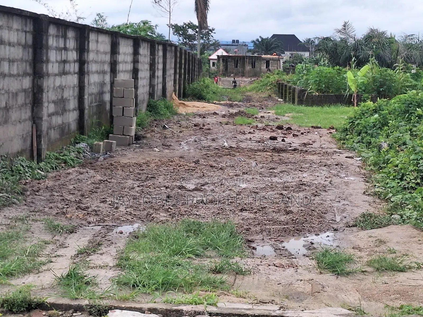 For Sale: 2 Plots Off Eneka-Igwuruta Road, Port Harcourt in Obio-Akpor