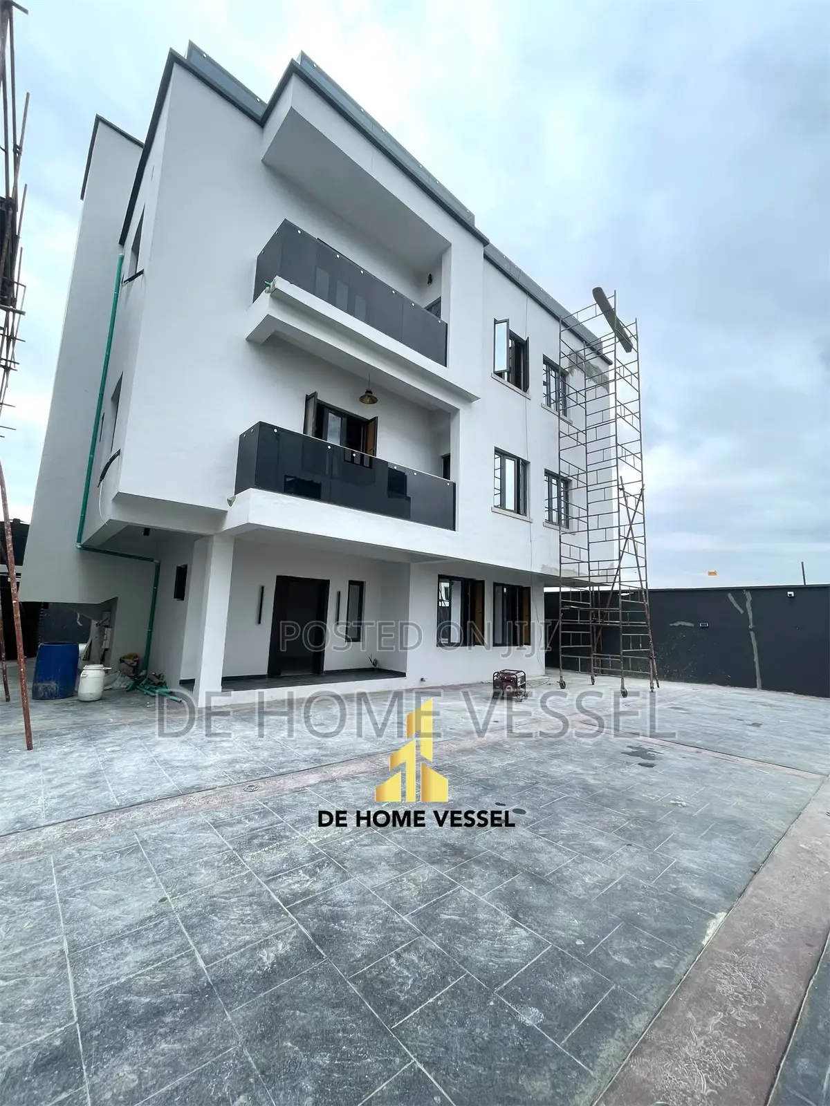 6bdrm Duplex in Lekki for sale in Lekki