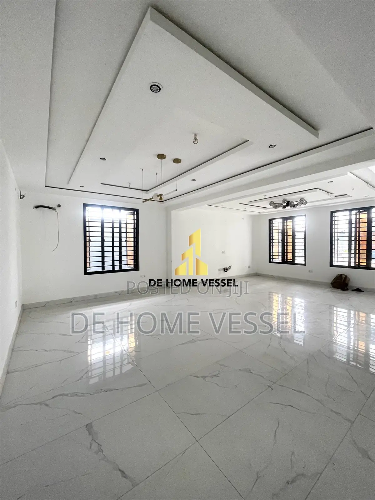 6bdrm Duplex in Lekki for sale in Lekki