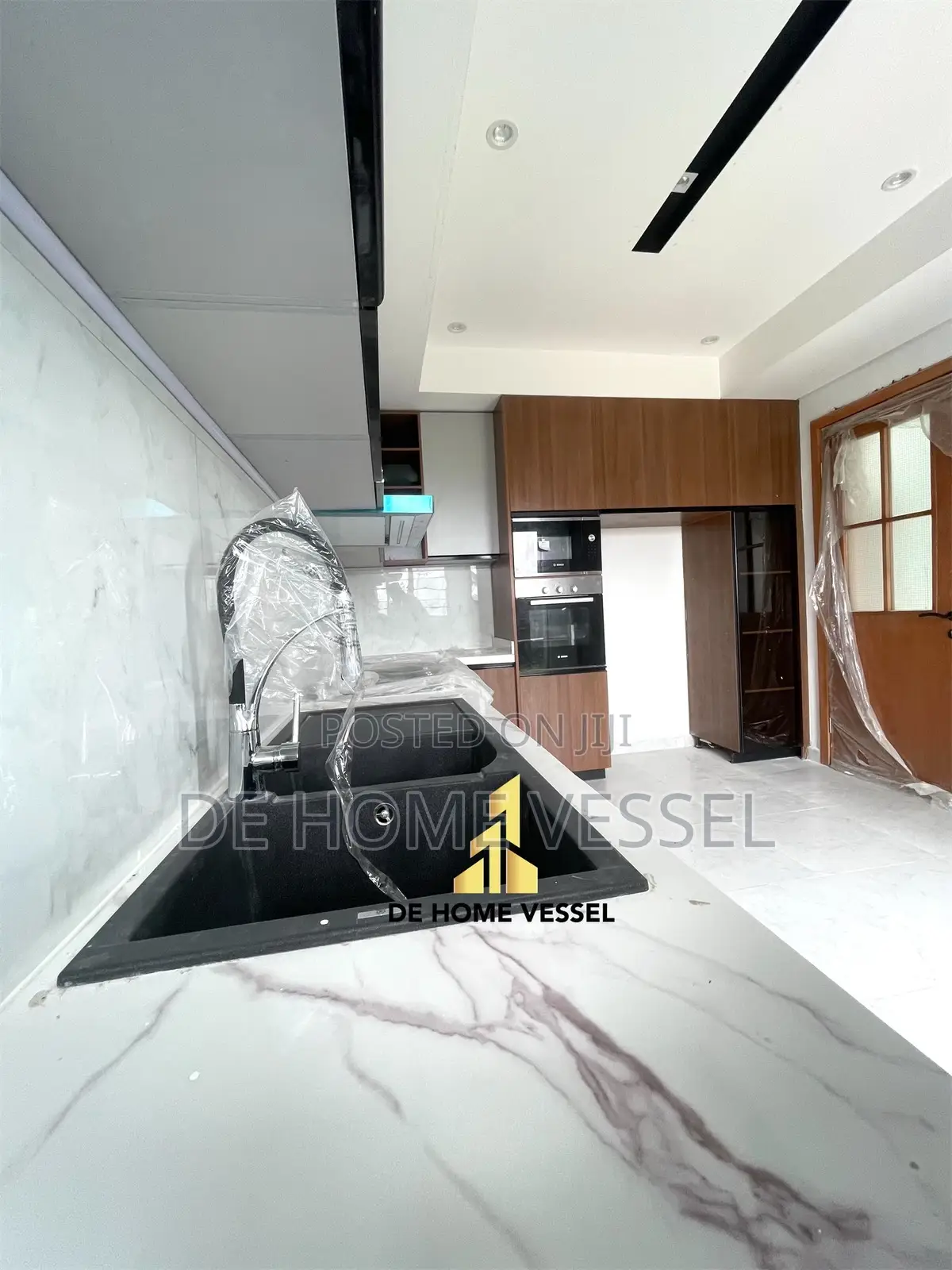 5bdrm Townhouse/Terrace in Lekki for sale in Lekki