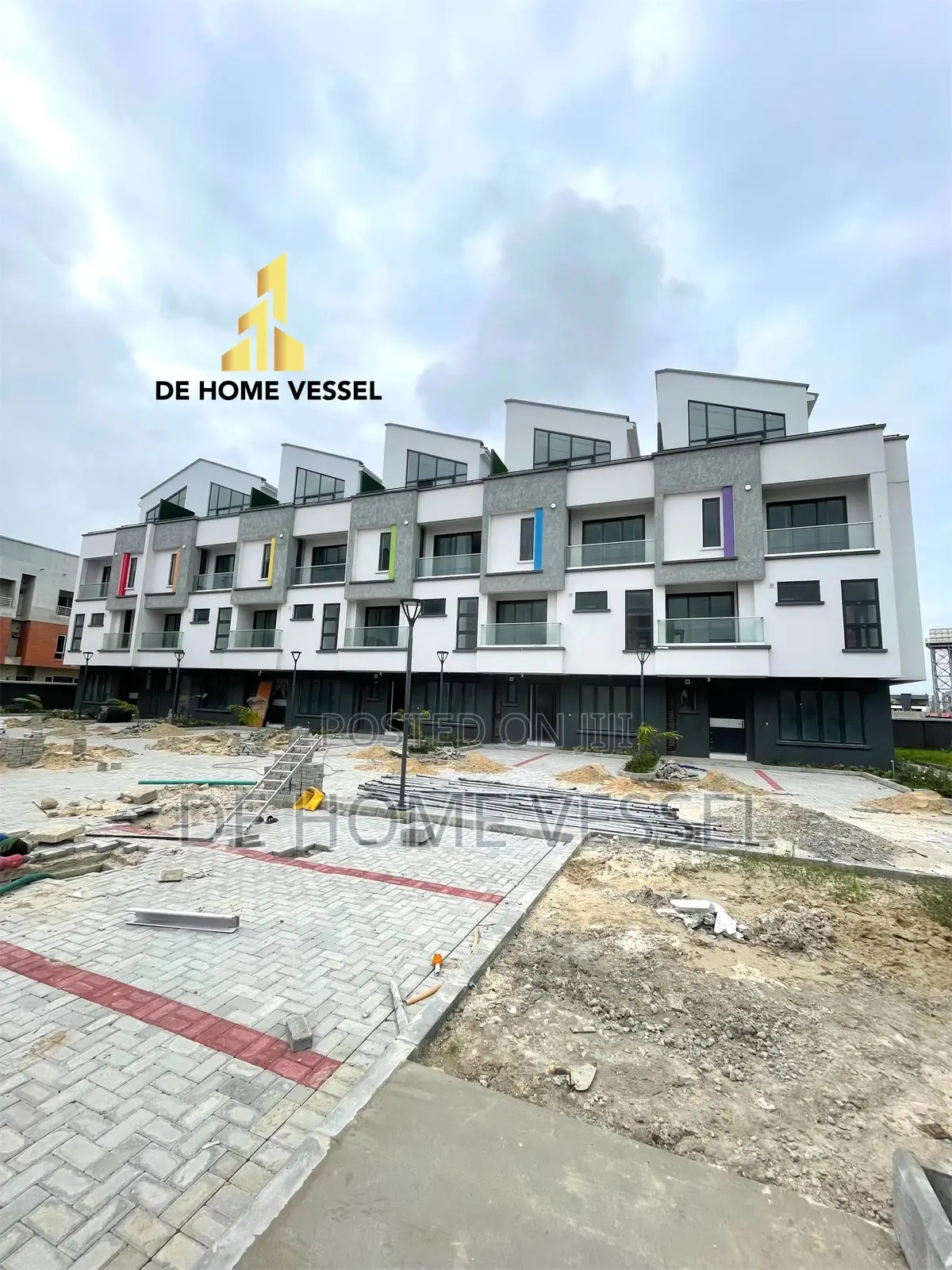 5bdrm Townhouse/Terrace in Lekki for sale in Lekki